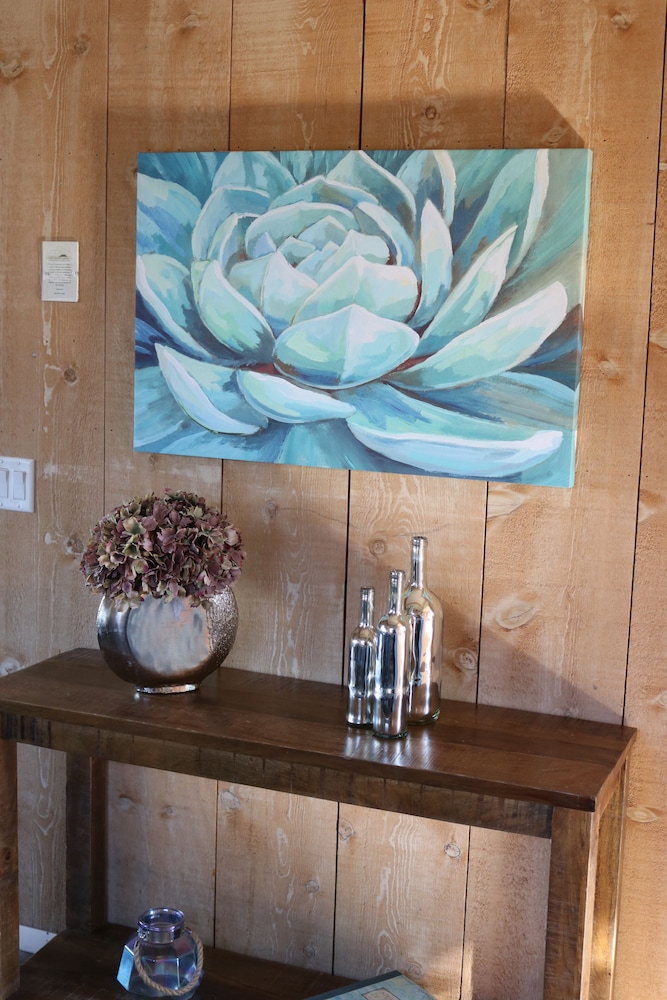 Sky Ranch Lodge - photo 46