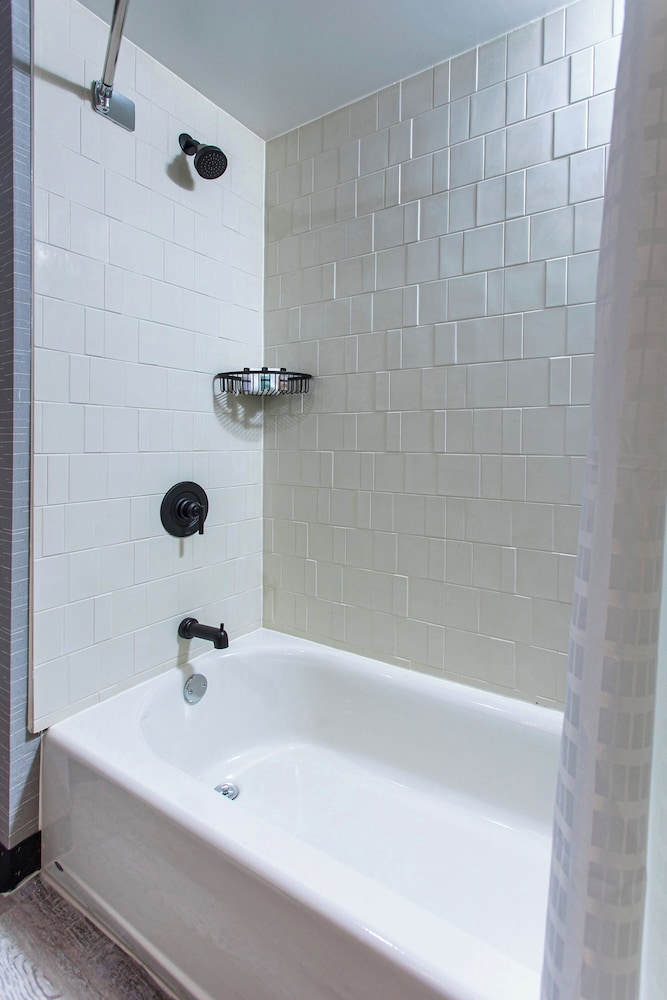 Four Points by Sheraton Appleton - photo 16