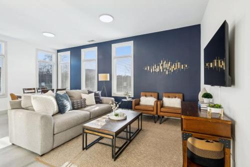 Modern Townhome 2 Miles South of Downtown and Broadway Ave — 4-Star Luxury Hotel in Nashville, United States