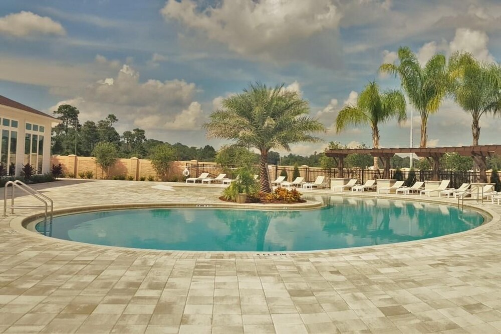Nov Special W Lucaya 4bed 2 Bath ID: 256175 - photo 29