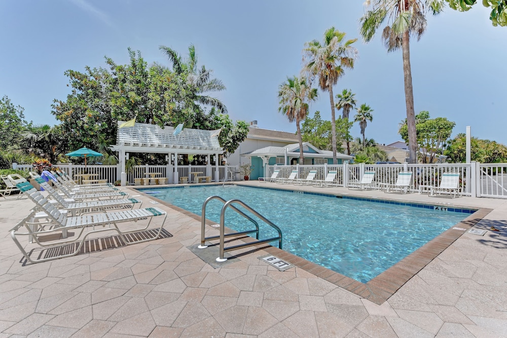 Tradewinds Beach Resort - photo 54