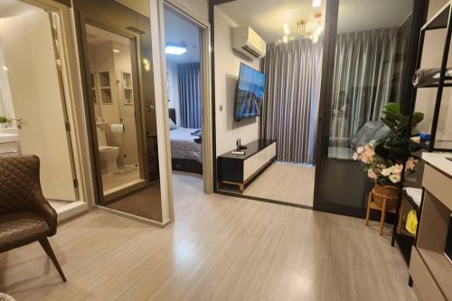 1 BR plus@42th FL 2 3 min walk to BTS MRT Ladprao — 4-Star Luxury Hotel in Bangkok, Thailand