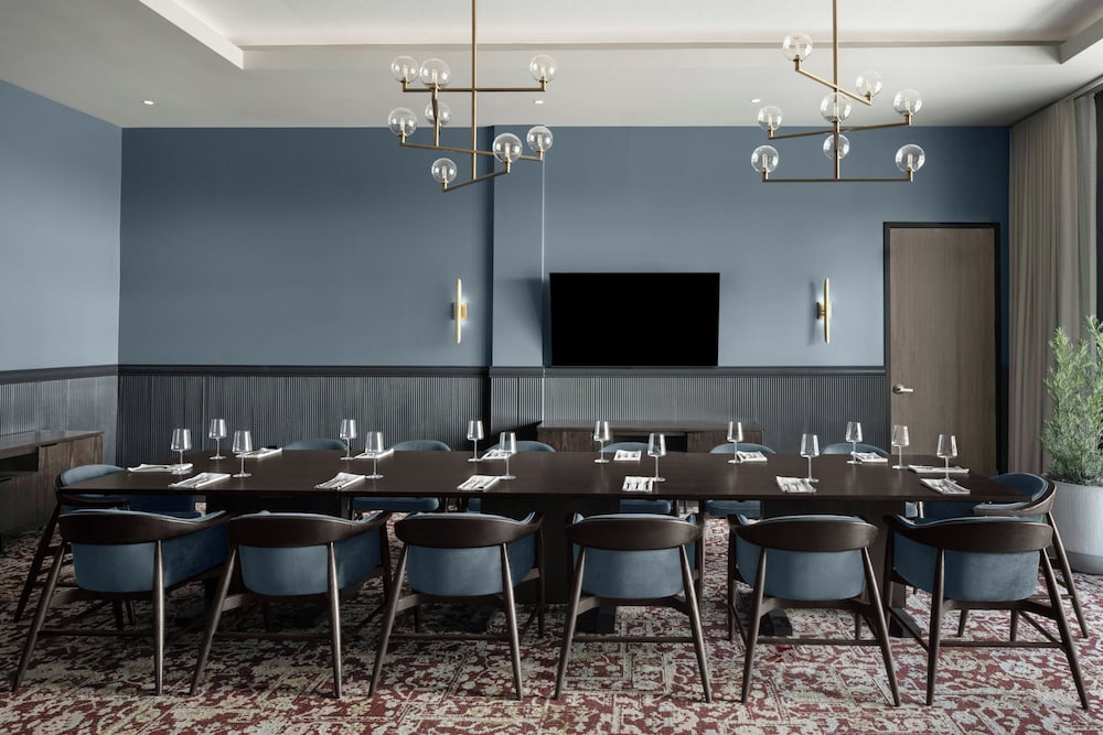 AC Hotel Lansing University Area - photo 37