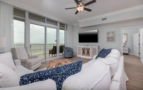 Phoenix Gulf Towers 704 condo - featured photo