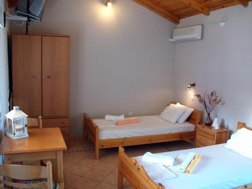 Tassos Rooms — Korinthos — photo 2