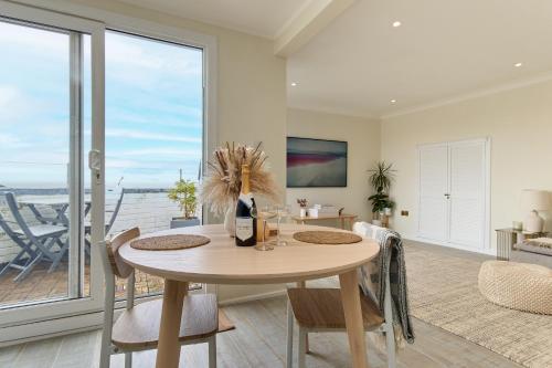 West Cowes Penthouse — 4-Star Luxury Hotel in Cowes, United Kingdom
