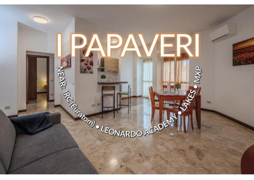 I Papaveri City center Flat Leonardo Accademy MXP Lakes — 4-Star Luxury Hotel in Sesto Calende, Italy