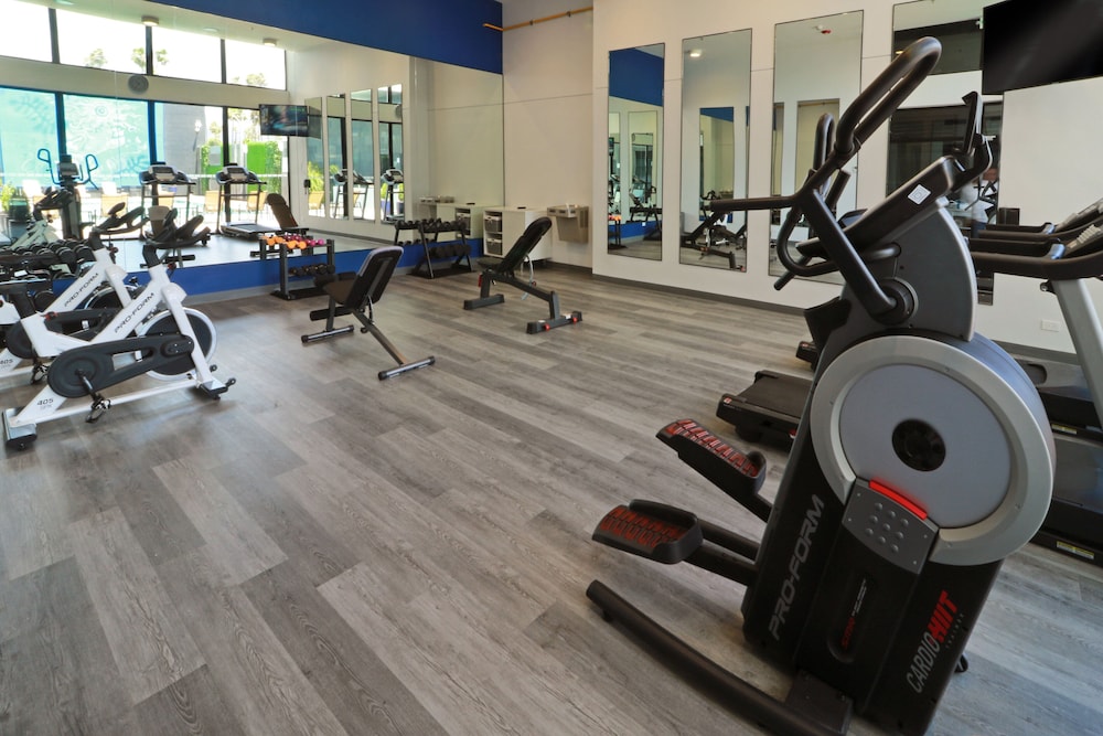 Holiday Inn Express & Suites Ensenada Centro by IHG