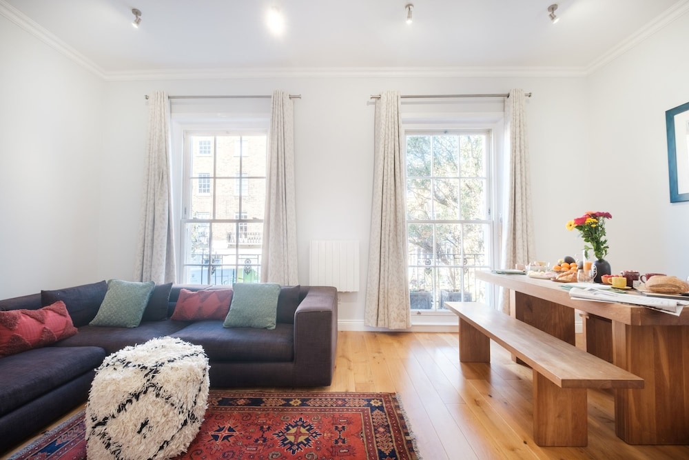 King's Cross Private Duplex — 4-Star Luxury Hotel in London, United Kingdom