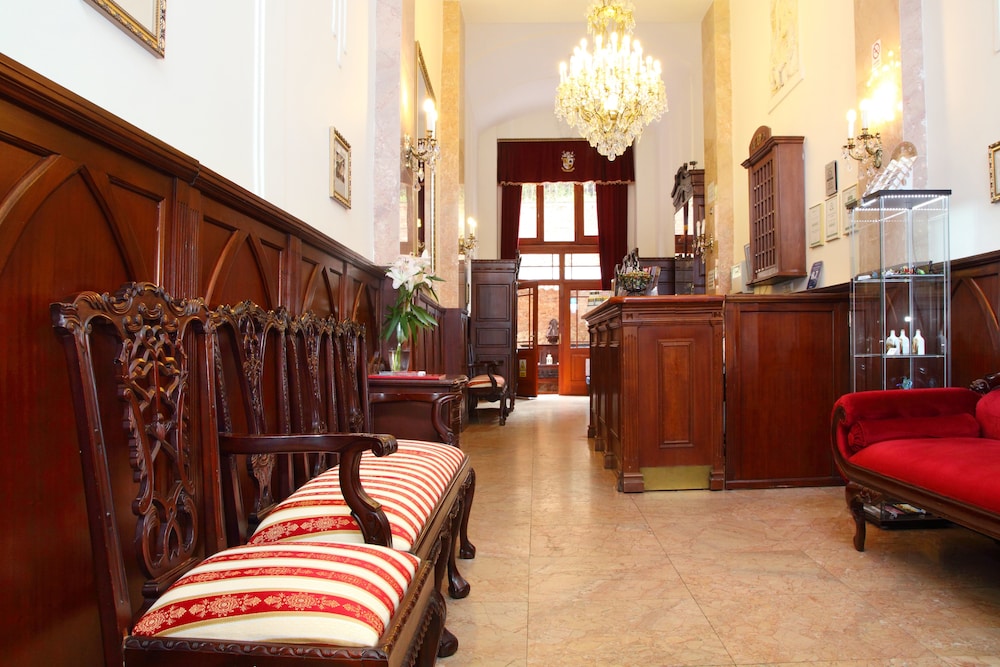King Charles Boutique Residence — 4-Star Luxury Hotel in Prague, Czech Republic
