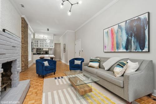 Brilliant Downtown Chicago 3 Bedroom Condominium — 4-Star Luxury Hotel in Chicago, United States