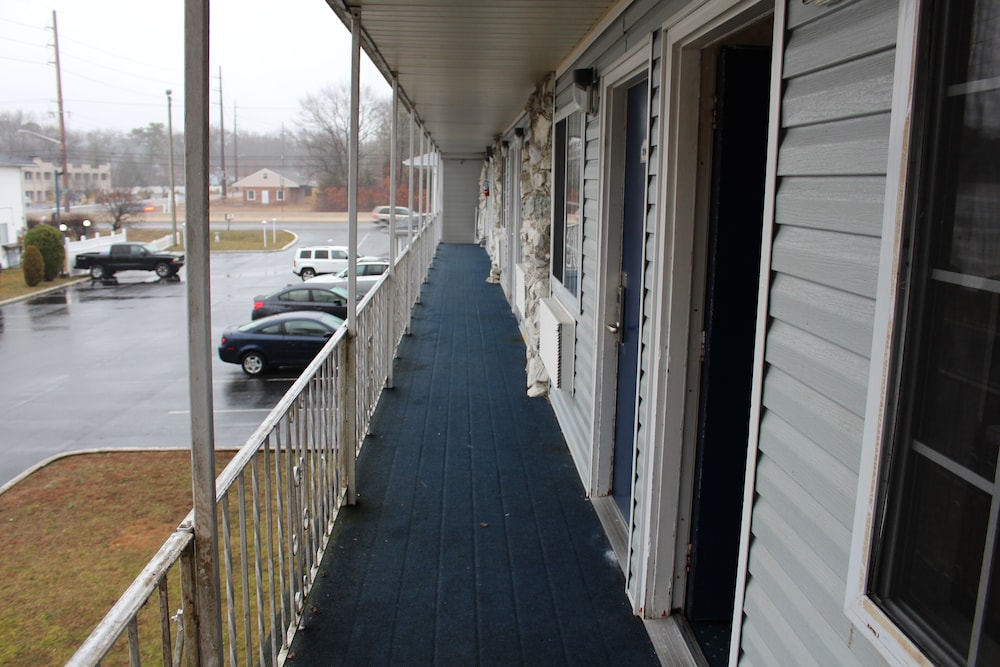Budgetel Inn Atlantic City - photo 20