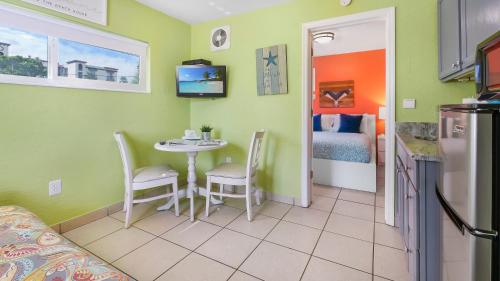 Beach House Hotel - photo 21