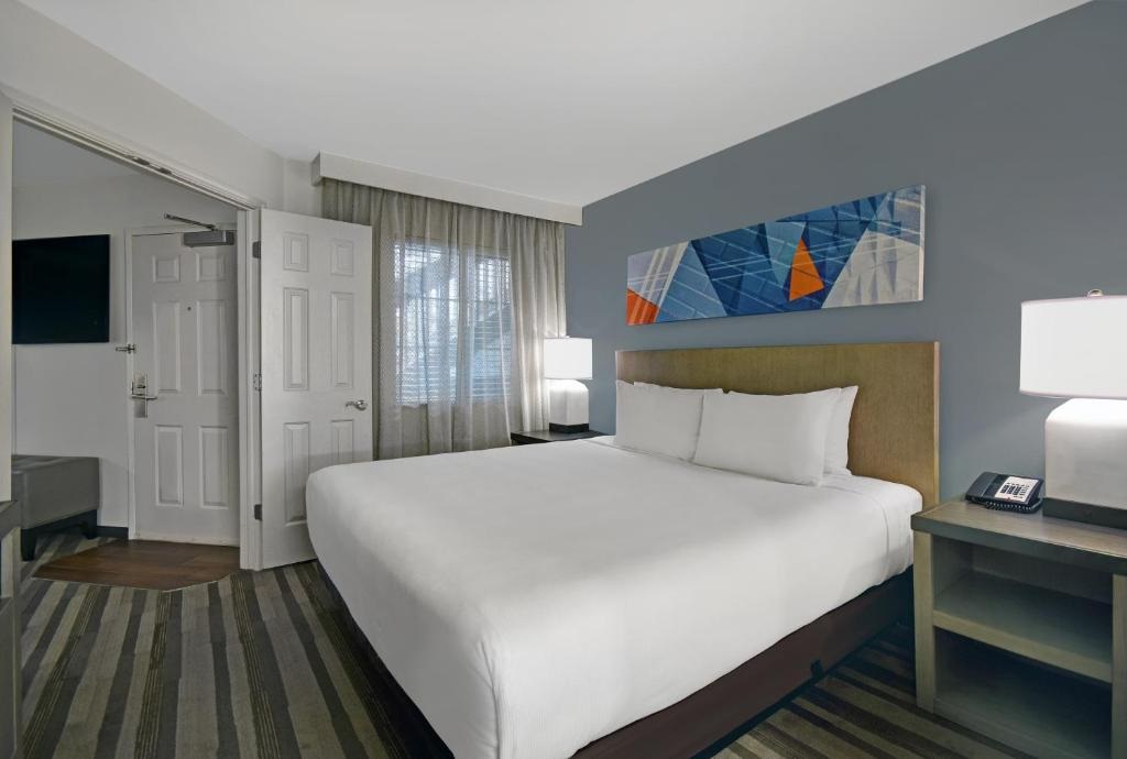 Hyatt House Bridgewater - photo 6