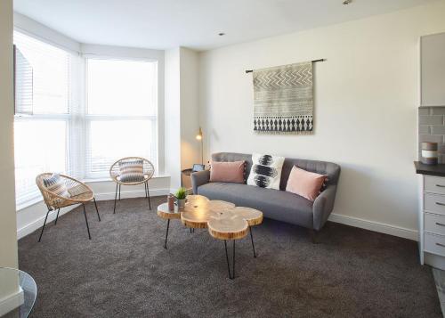 Host & Stay West Cliff View
