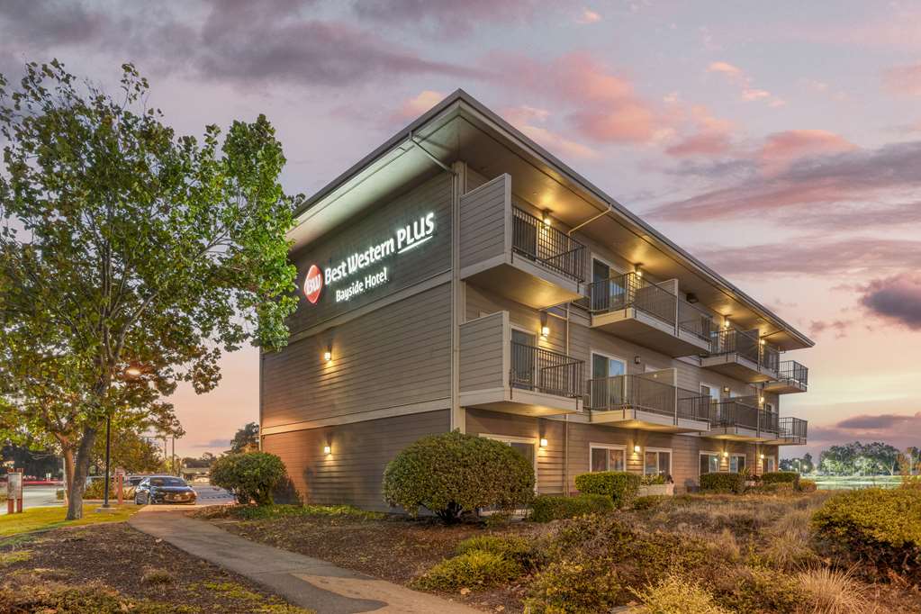 Best Western Plus Bayside Hotel in Oakland, United States