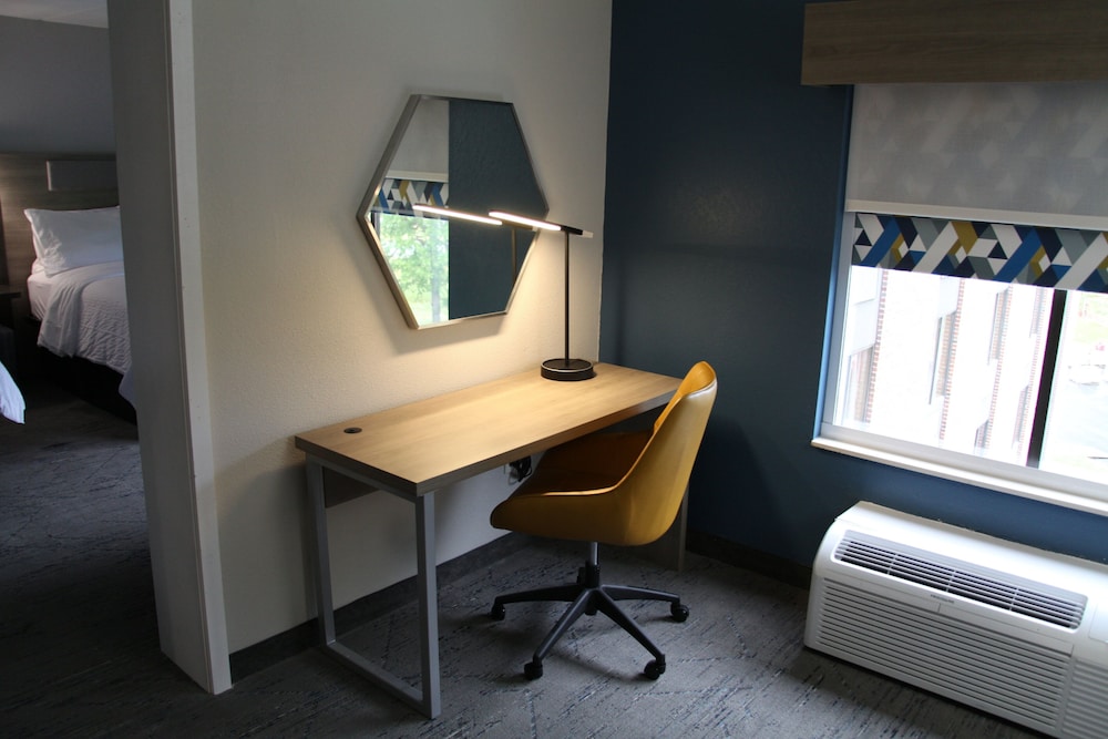 Holiday Inn Express Rocky Mount Sports Center by IHG - photo 16
