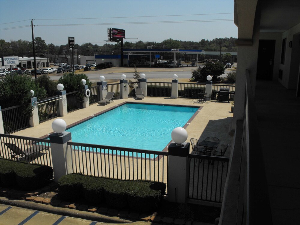 Inn of Kilgore - photo 18