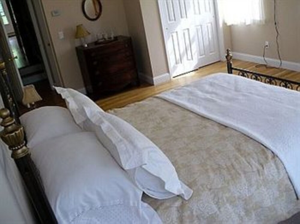 The Shearwater Inn - photo 7