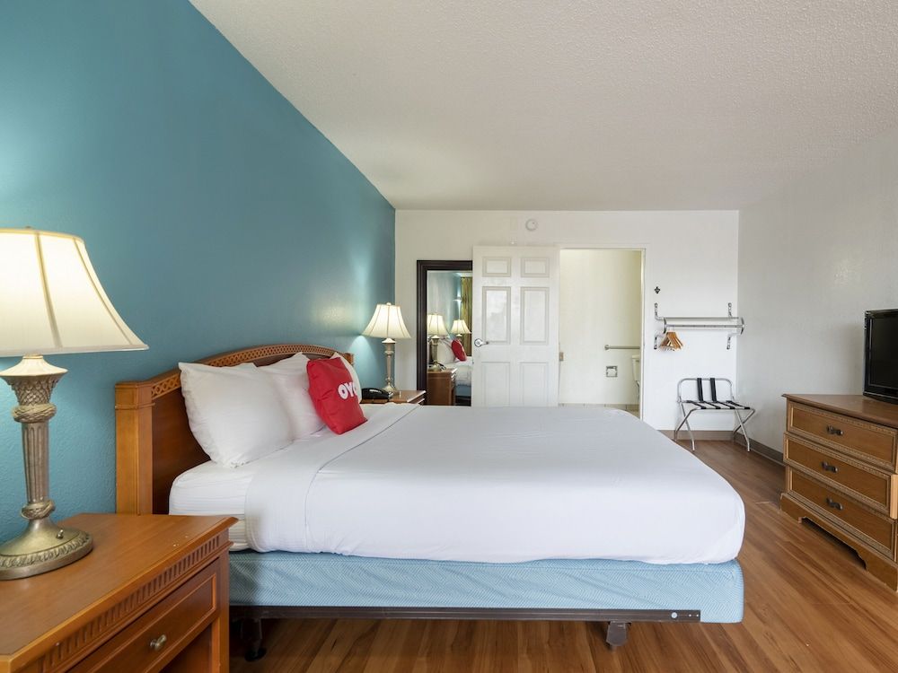 OYO Hotel Bossier City LA Red River - photo 13