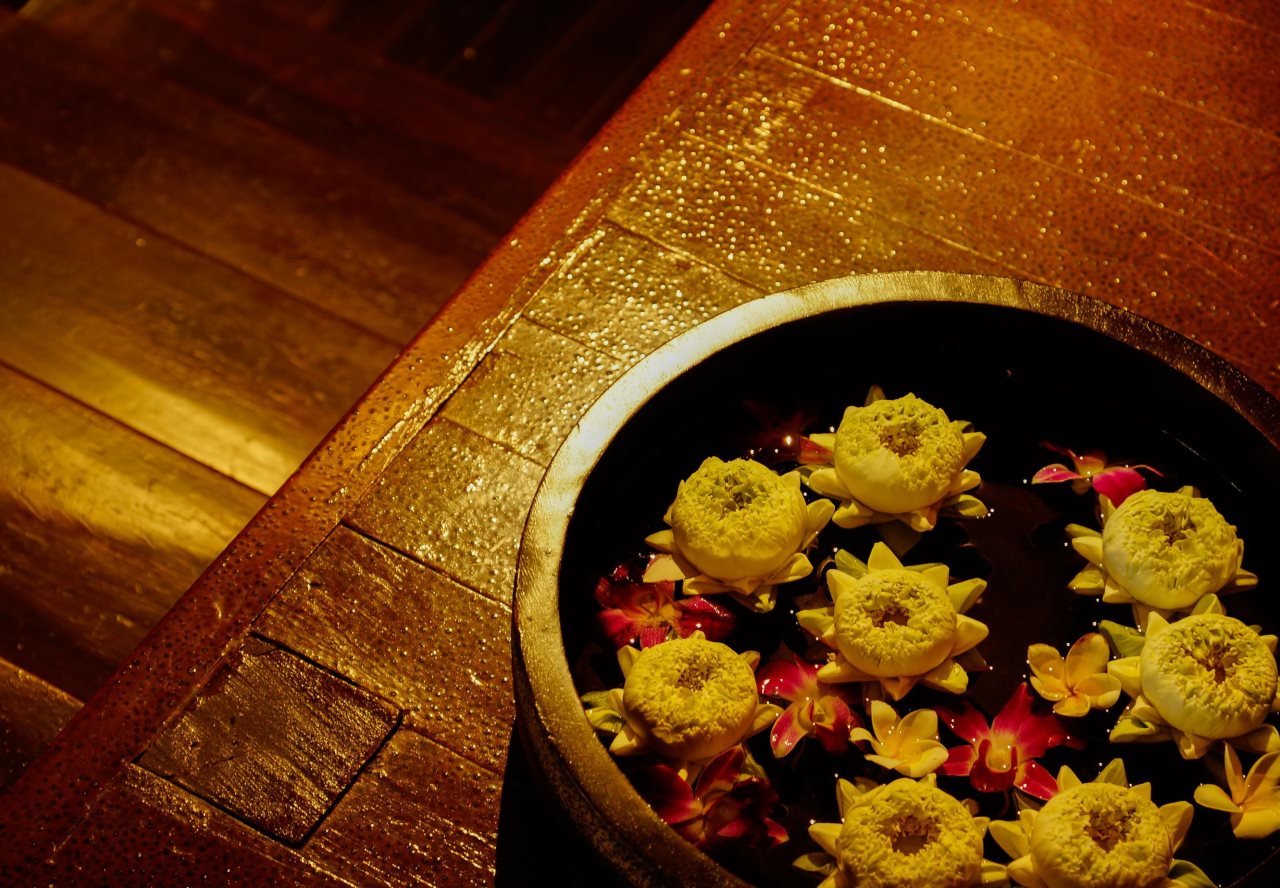Saphan Krungthep Hostel & Spa