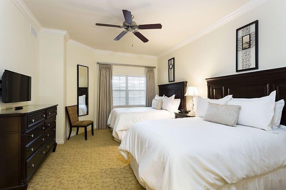 Modern Furniture in Reunion Resort 3 Br condo by RedAwning - photo 11