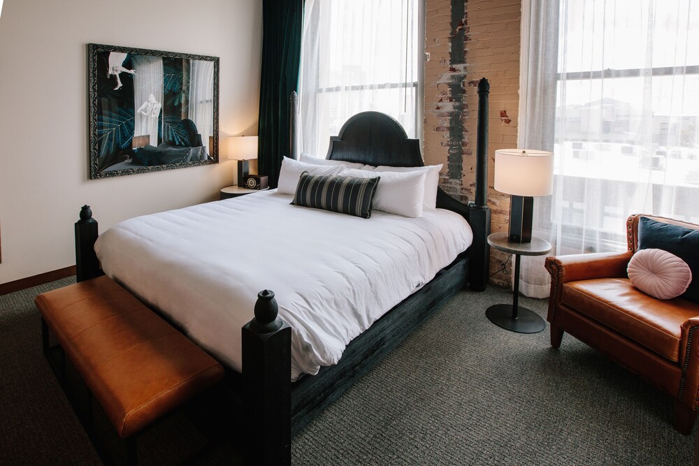 The Last Hotel - photo 12