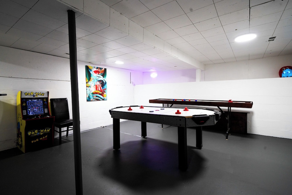 Stay & Play Central Family Friendly in Calgary, Canada