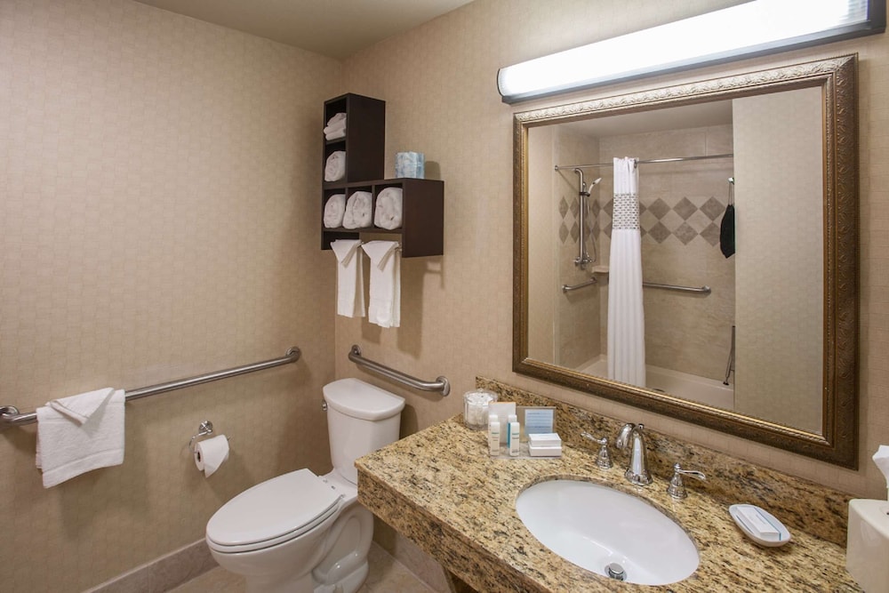 Hampton Inn & Suites Stillwater - photo 41