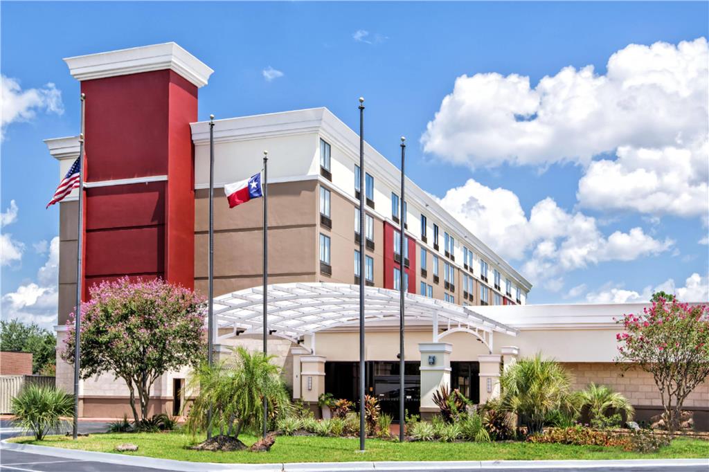 Wyndham Houston Sugarland - photo 3