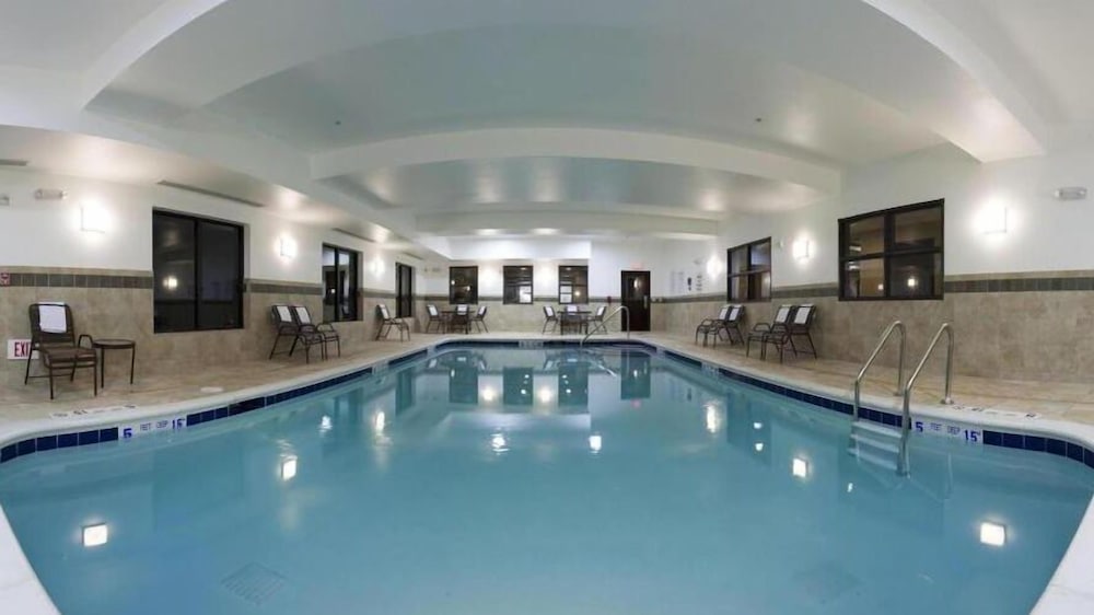 Holiday Inn Express Hotel & Suites Syracuse North Cicero by IHG - photo 23