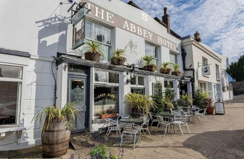 The Abbey Hotel — hotel in Battle
