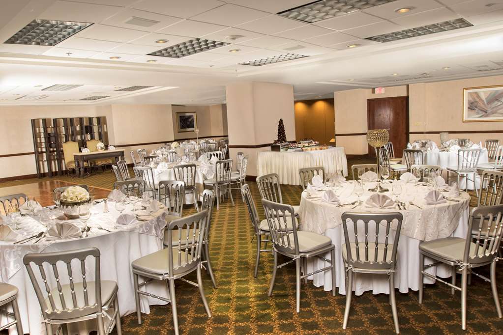 iStay Monterrey Historico Meeting Room