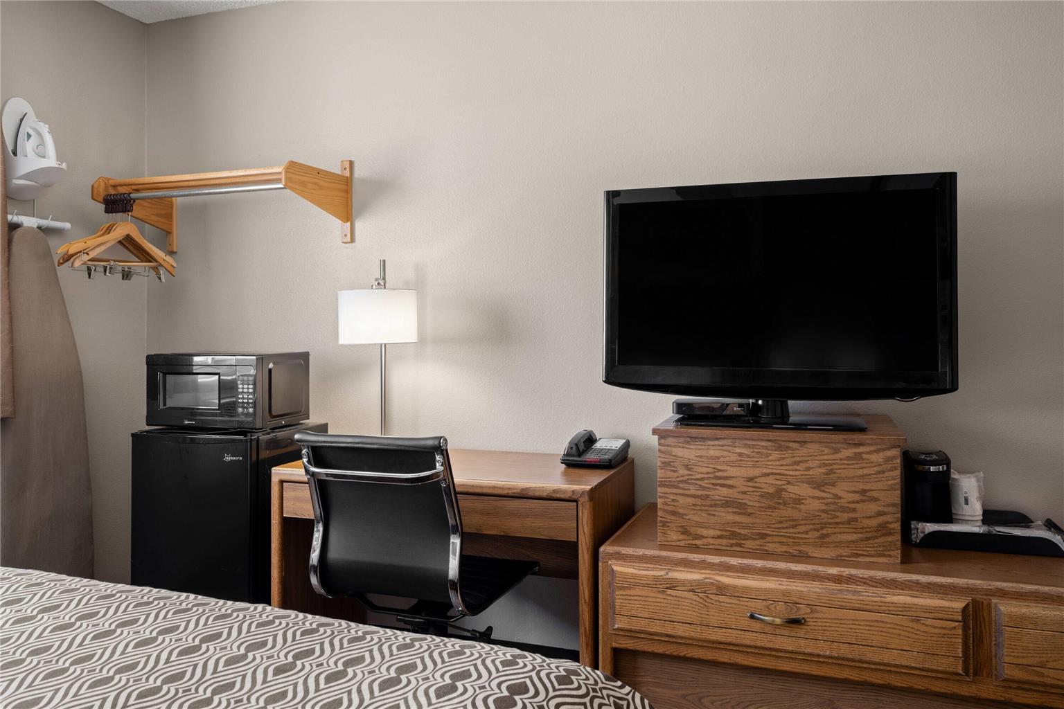 Super 8 by Wyndham Lewistown - photo 15