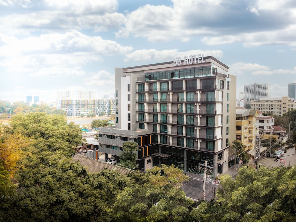 56 Hotel — hotel in Bang Na