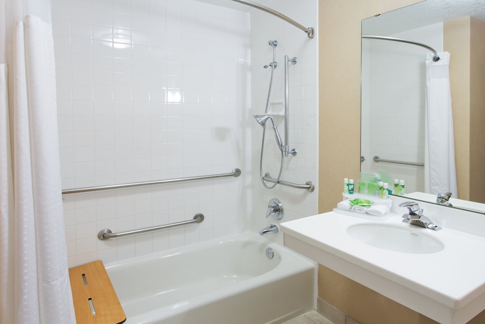 Holiday Inn Express Hotel & Suites Portland NW Downtown by IHG - photo 32