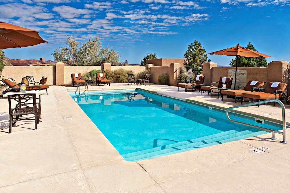 Hampton Inn Kayenta - photo 23
