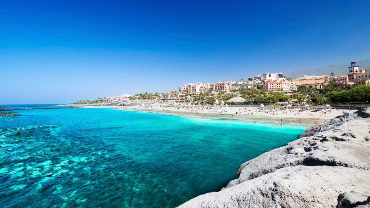 Villa Caterina Luxury Villa with Heated Pool Ocean View in Adeje Tenerife — 4-Star Luxury Hotel in Adeje, Spain
