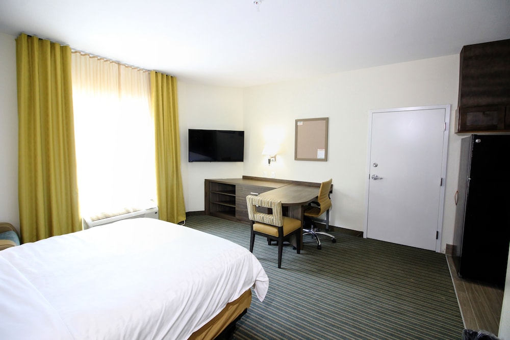 Candlewood Suites Memphis East by IHG - photo 9