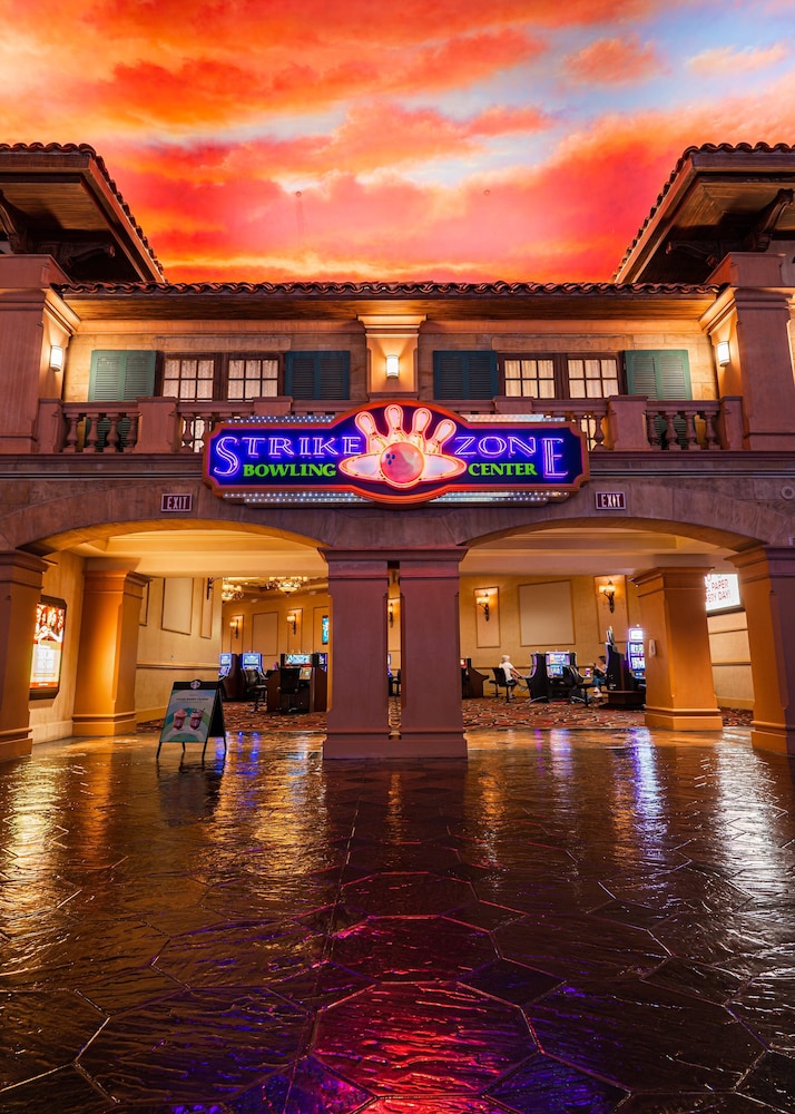 Sunset Station Hotel & Casino - photo 30