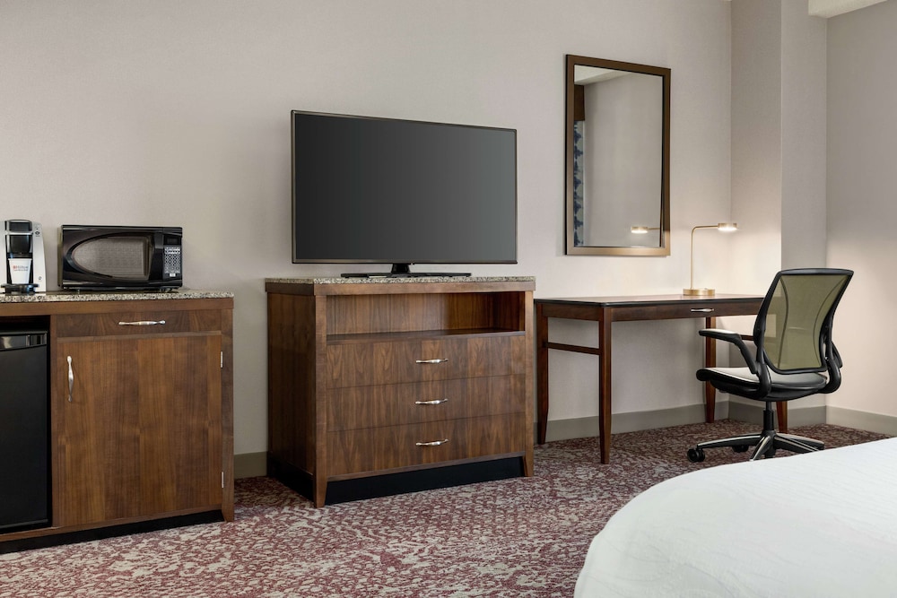 Hilton Garden Inn Louisville Downtown - photo 28