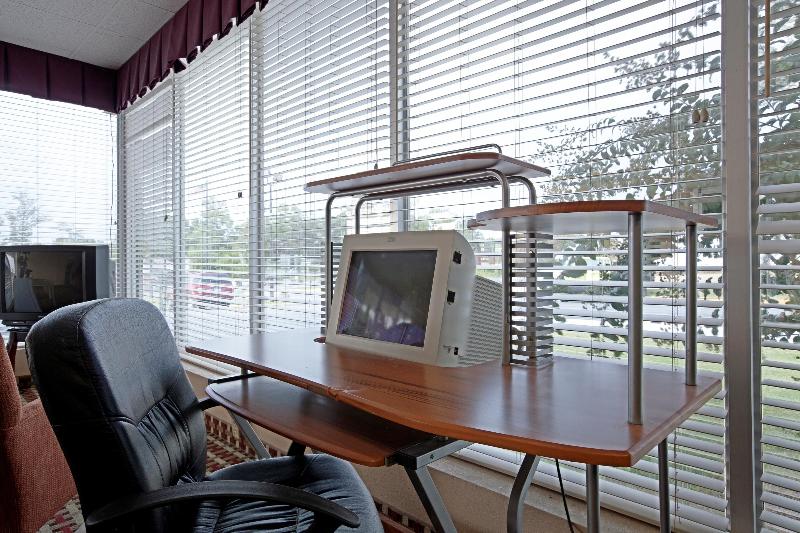 Americas Best Value Inn Newnan - photo 26