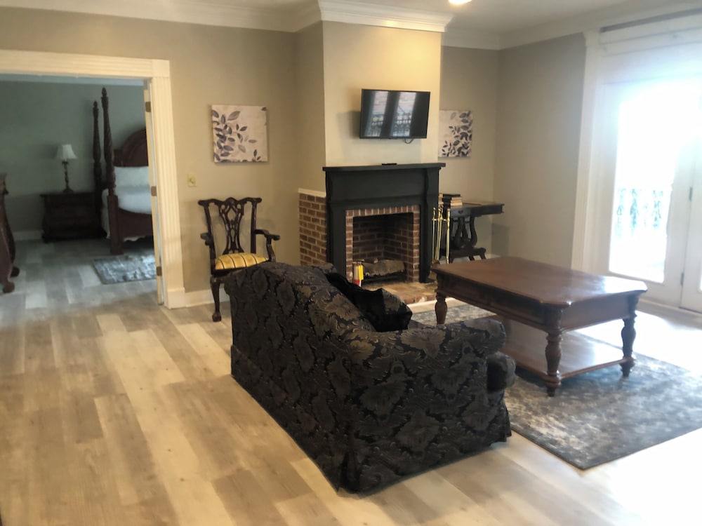 The Inn at Cedar Grove - photo 87
