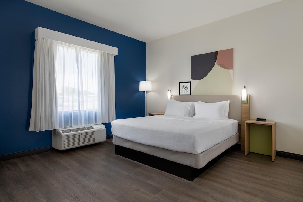Spark by Hilton Artesia - photo 22
