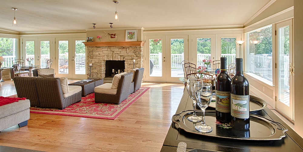 Warm Springs Inn & Winery - photo 68