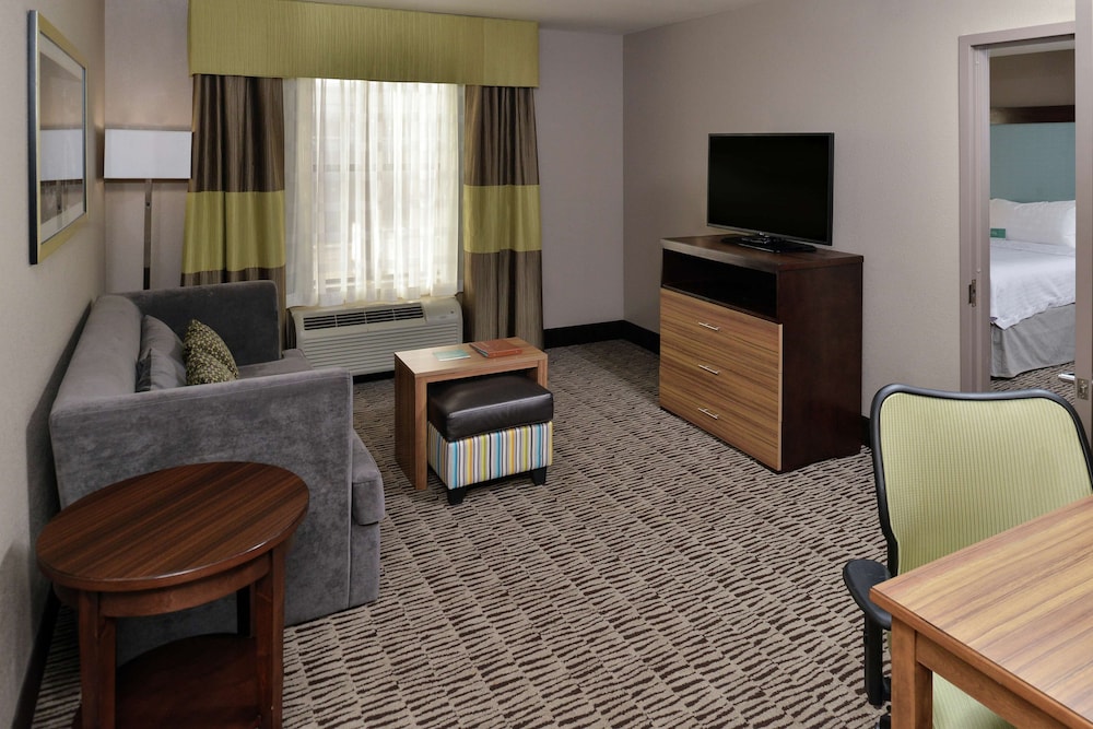 Homewood Suites By Hilton Cincinnati Mason - photo 16