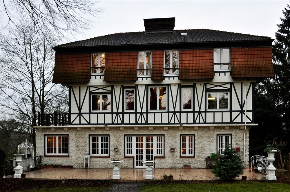 Bed & Breakfast De Genval — 4-Star Luxury Hotel in Rixensart, Belgium