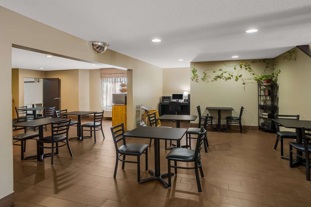 SureStay Plus by Best Western Mesa Superstition Springs - photo 7