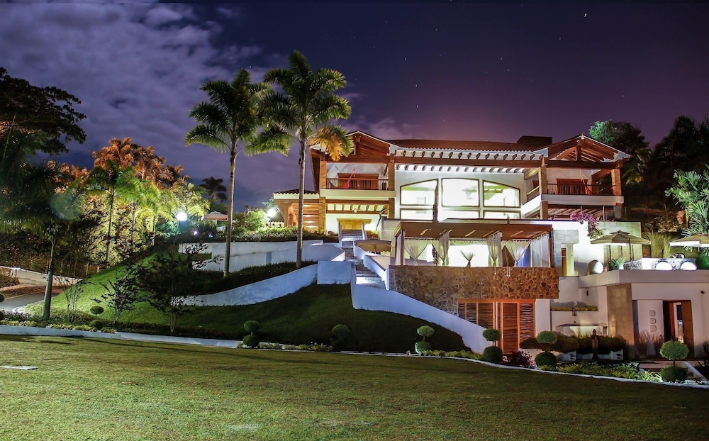 Visus Hotel Boutique & Spa in Pereira, Colombia