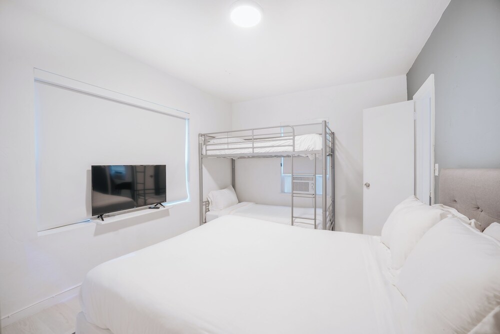 PRAIA Hotel Hollywood - photo 24